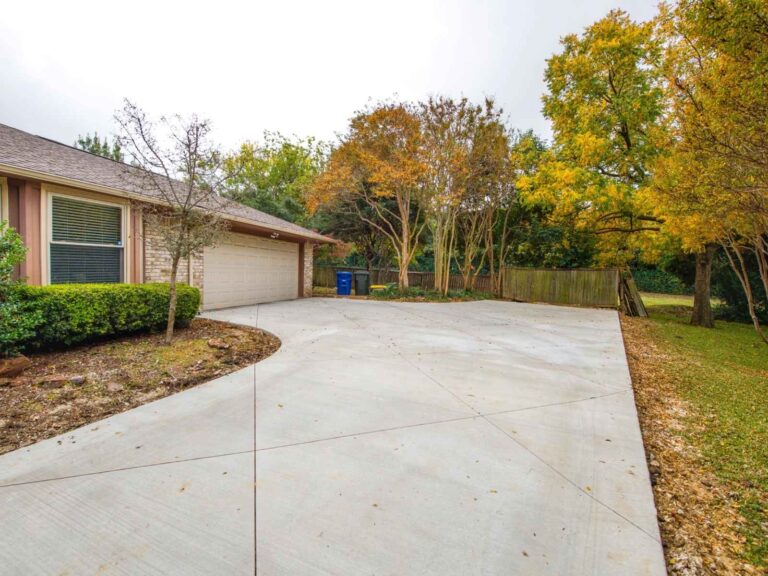 Concrete Driveway Carrollton, TX Gallery Image